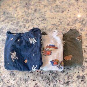 Set of Three Old Navy Graphic T-Shirts Boys Size 12-18 Months 100% Cotton
